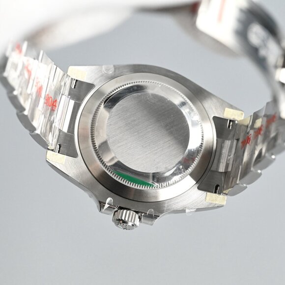 Men's Submariner Date Diver Watch | Green Ceramic Bezel & Black Dial - Picture 8 of 9